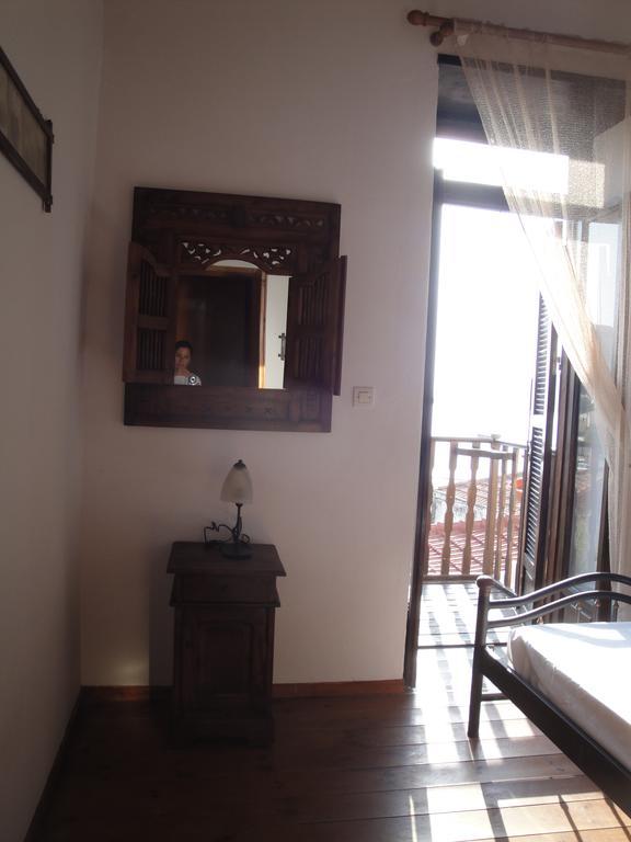 Villa Chrysodimi Chalki Town Cameră foto