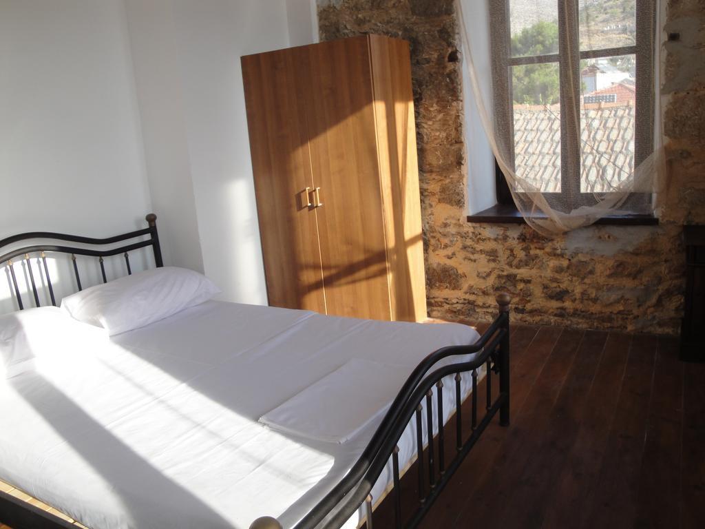 Villa Chrysodimi Chalki Town Cameră foto