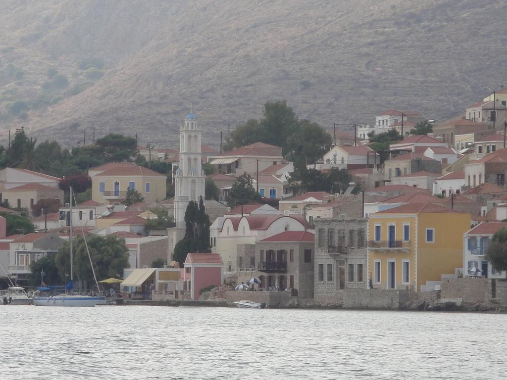 Villa Chrysodimi Chalki Town Cameră foto